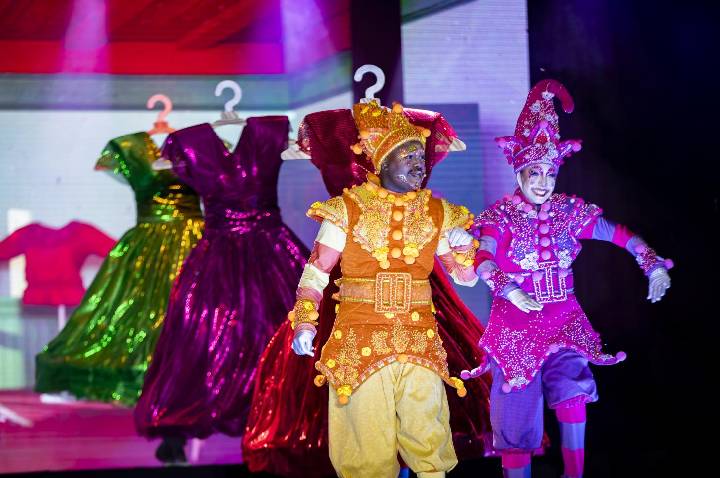 Espetáculo “Um Dia Antes do Natal” inaugura a temporada natalina no BarraShoppingSul nesta sexta-feira (14/11)