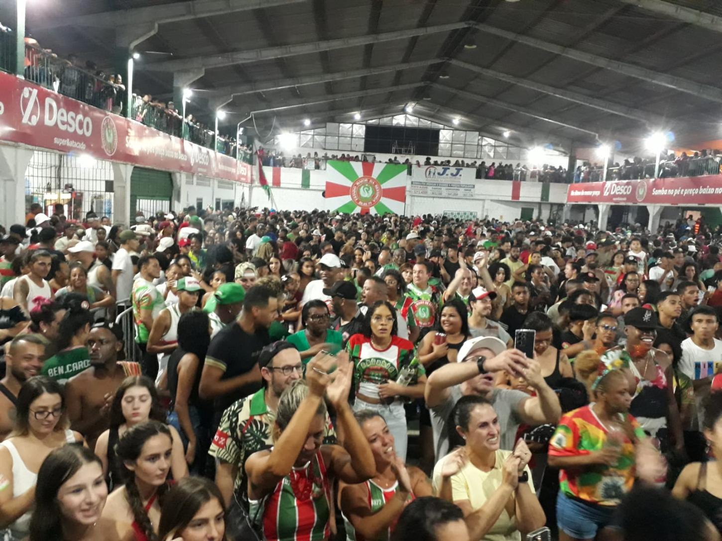 Estado Maior da Restinga Apresenta Ensaio Show com Fidalgos e Aristocratas