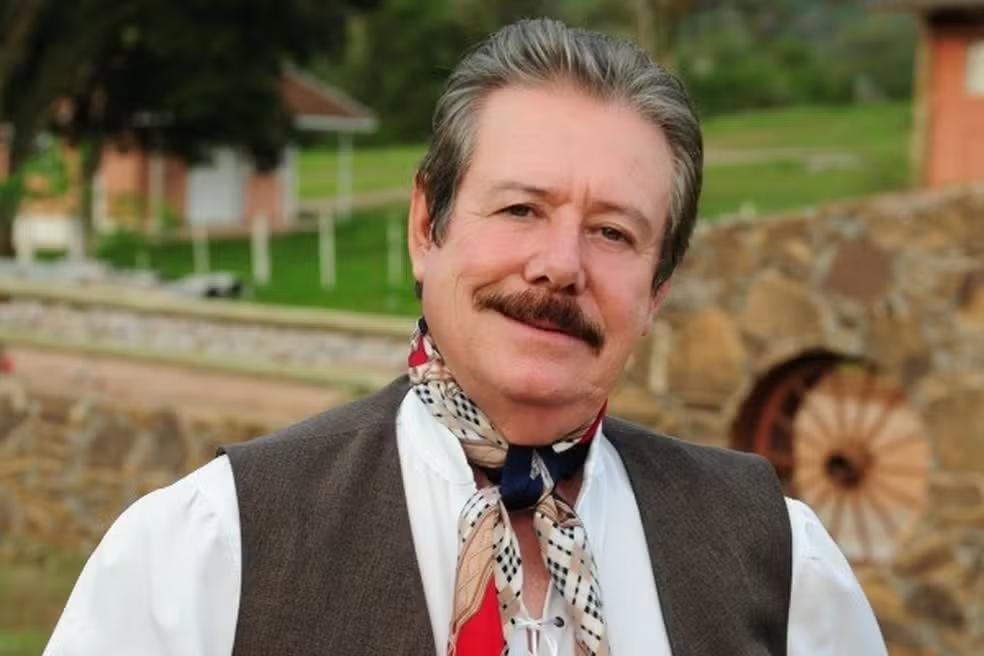 Adeus a Gildinho: Fundador dos Monarcas e Ícone da Música Gaúcha Falece aos 82 Anos