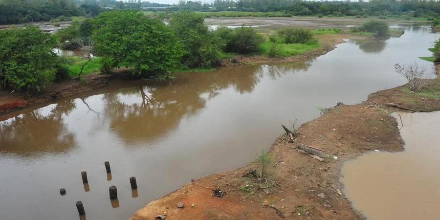 Governo do RS suspende captação de agua no Rio Gravataí para uso não essencial