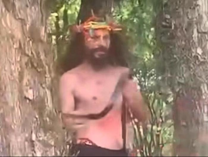 Strip-tease de ‘Jesus’ no Carnaval de Porto Alegre provoca revolta entre religiosos
