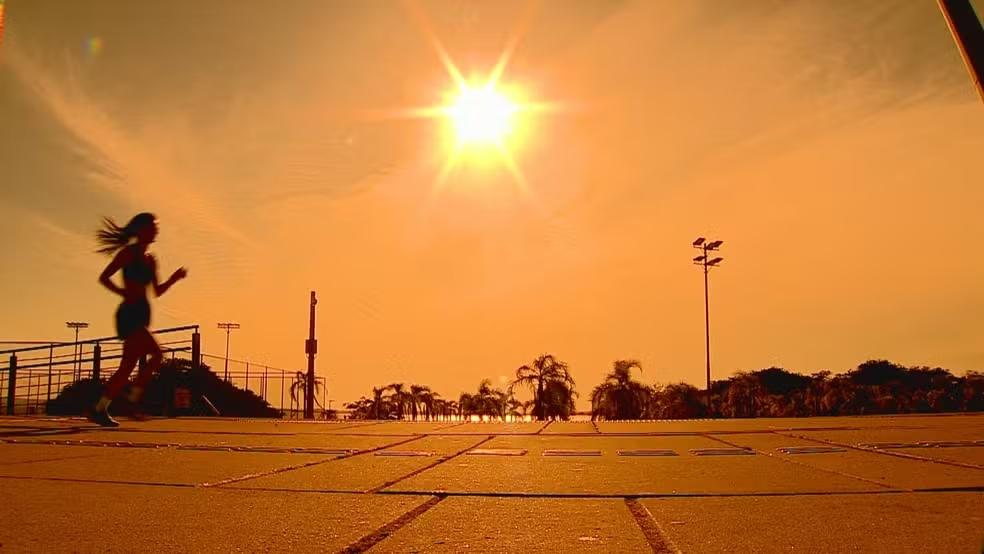 Onda de Calor em Porto Alegre: Recordes Históricos e a Influência do Aquecimento Global