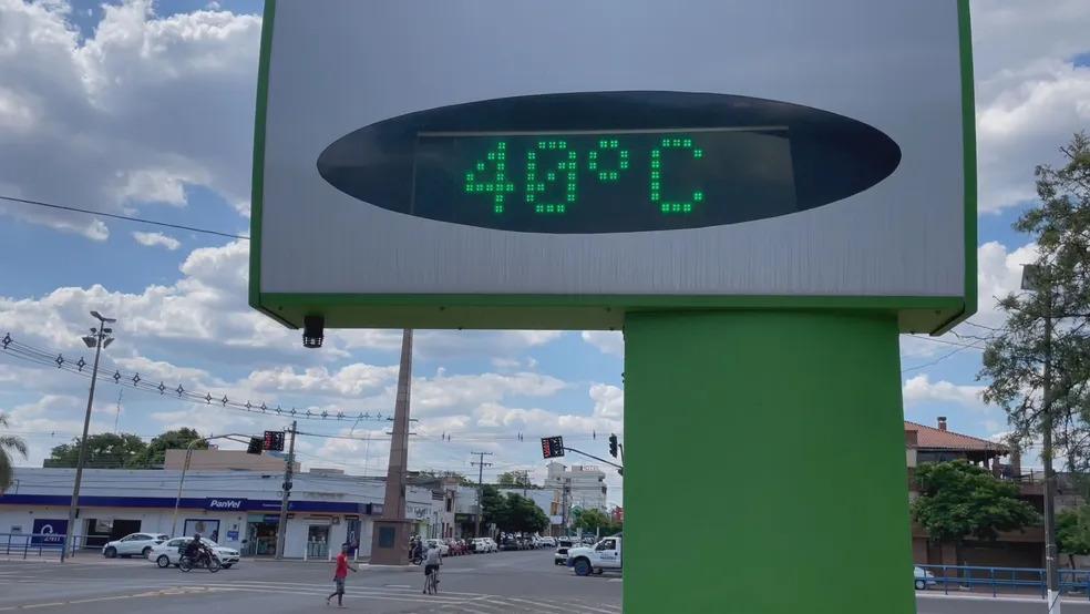 Rio Grande do Sul enfrenta onda de calor histórica