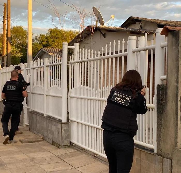 Casal é alvo de operação após manter 
