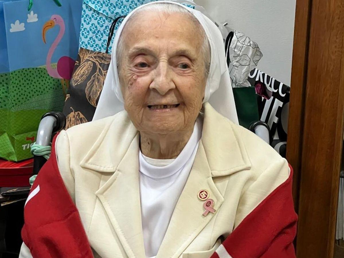 Morre a freira gaúcha Inah Canabarro Lucas, a pessoa mais velha do mundo