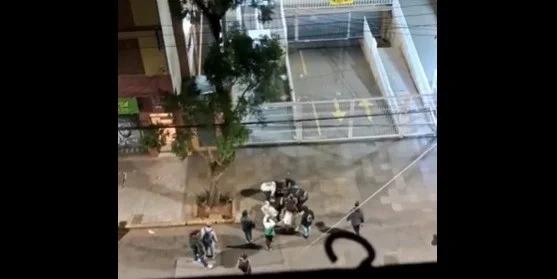 Rivalidade interna do Atlético Nacional termina em morte na Cidade Baixa, em Porto Alegre