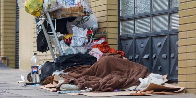 Frio Intenso Faz Duas Vítimas em Situação de Rua em Porto Alegre
