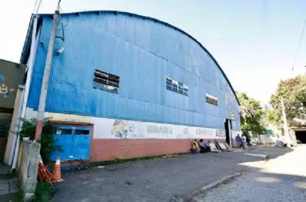 Porto Alegre define ginásio do Demhab como novo ponto de acolhimento emergencial no inverno