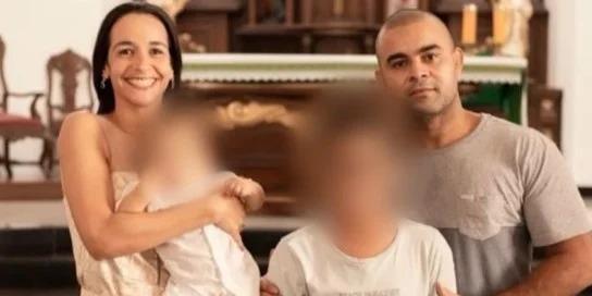 Adolescente mata pais e irmão após ser impedido de viajar para ver namorada virtual