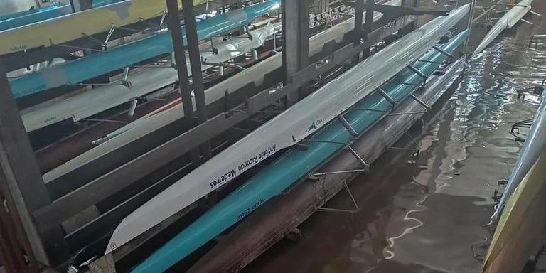 Clube de Regatas de Porto Alegre volta a ser atingido pela cheia do Guaíba