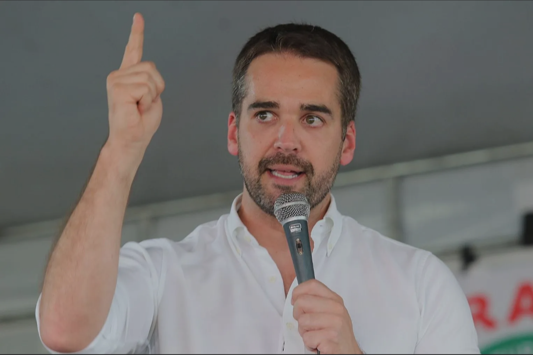 Eduardo Leite rebate pedido de impeachment e aponta “inconsistência jurídica”