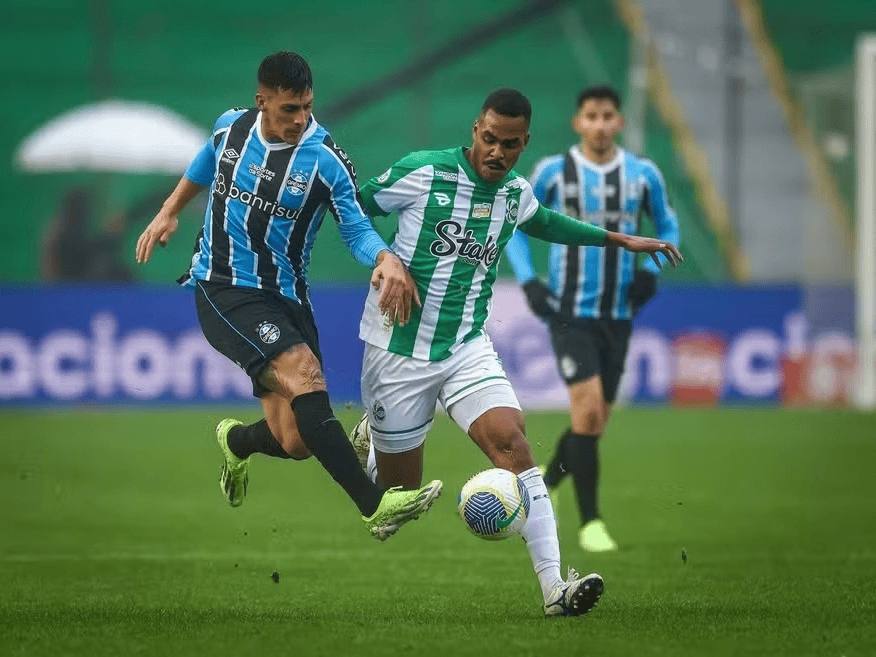 Problemas clínicos colocam em risco transferência de Caíque para o Grêmio