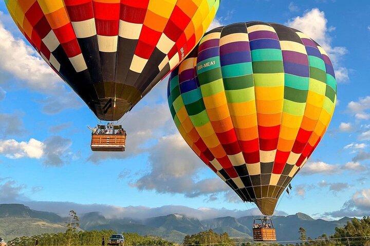 Quem é a Sobrevoar: Conheça a empresa do balão que caiu em Praia Grande (SC)