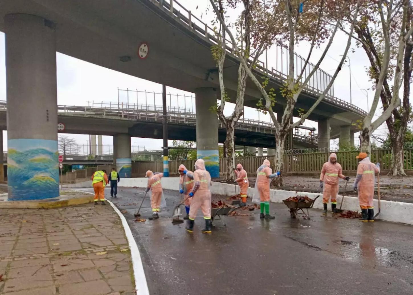 Trânsito Volta ao Normal em Porto Alegre Após Chuvas