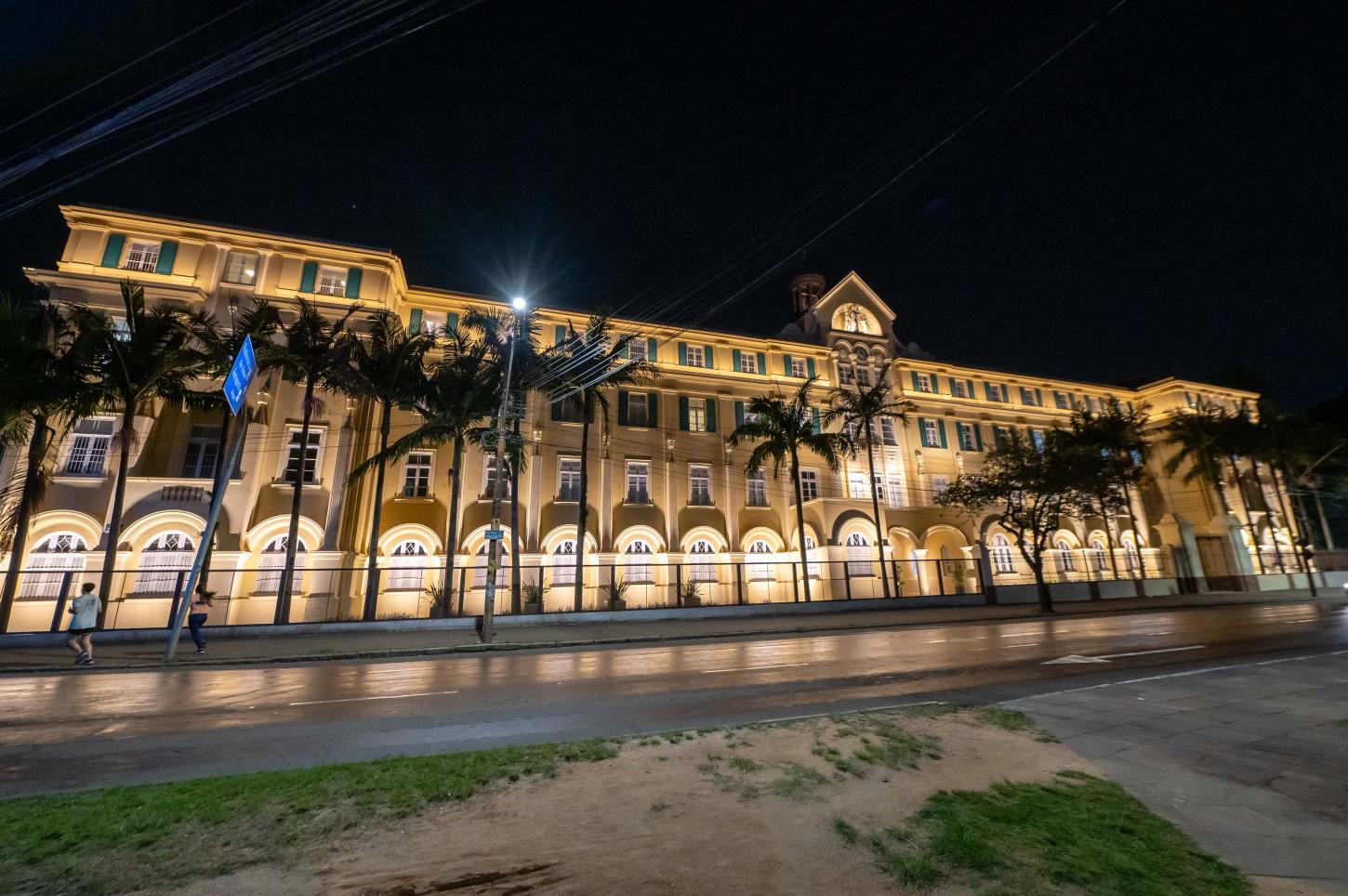 Fundação O Pão dos Pobres celebra 130 anos com jantar comemorativo em Porto Alegre