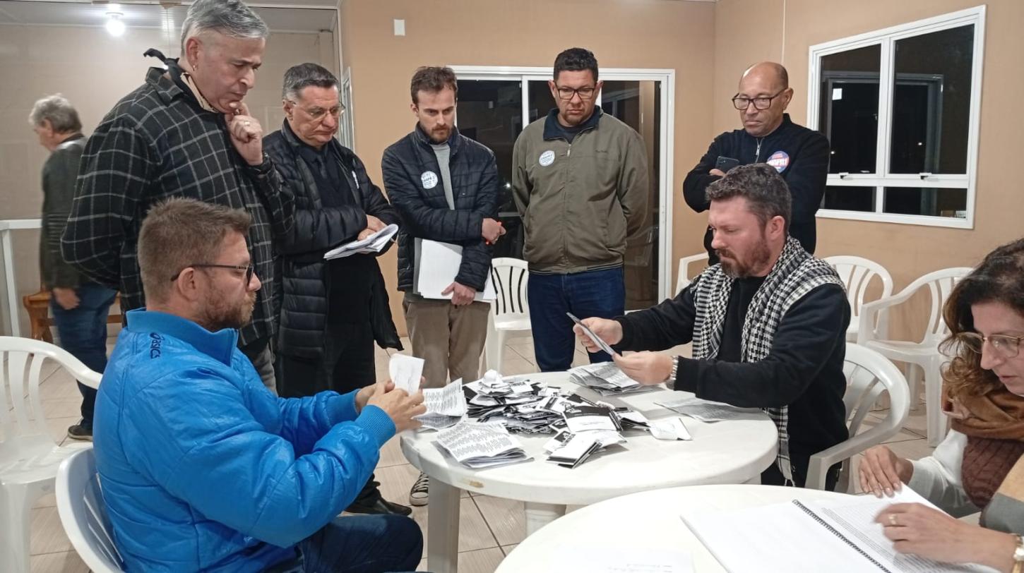 A postura impensada do vereador Professor Claiton expõe seu declínio político