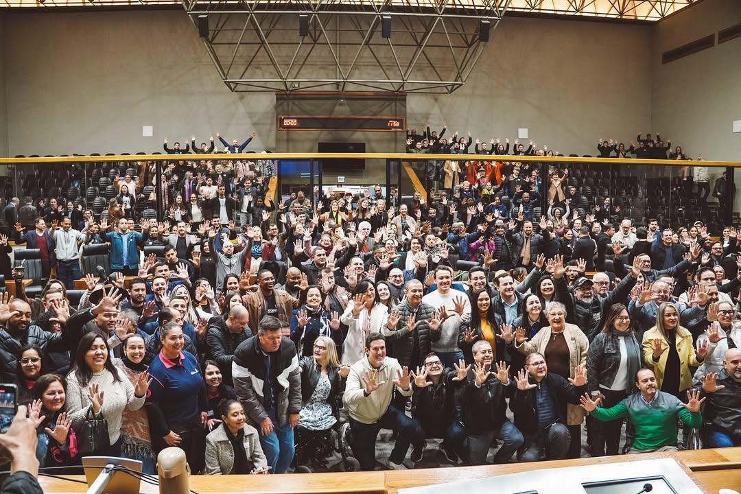 POSSE DA JUVENTUDE REPUBLICANA REÚNE LIDERANÇAS E REFORÇA PARTICIPAÇÃO DOS JOVENS NAS POLÍTICAS PÚBLICAS EM PORTO ALEGRE