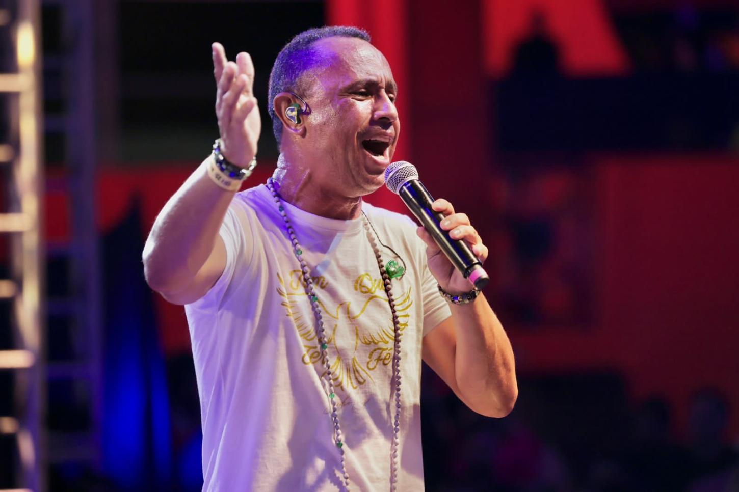 Sandro Luiz celebra 10 anos de carreira com turnê inédita no Rio Grande do Sul