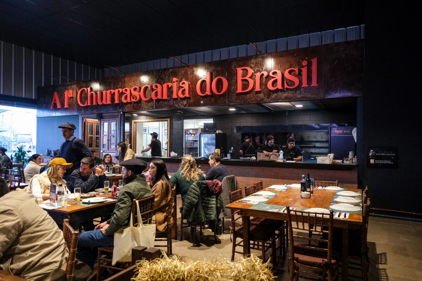 Santo Antônio comemora 91 anos com fogo de chão, livro inédito e inauguração de novo espaço no Parque Assis Brasil