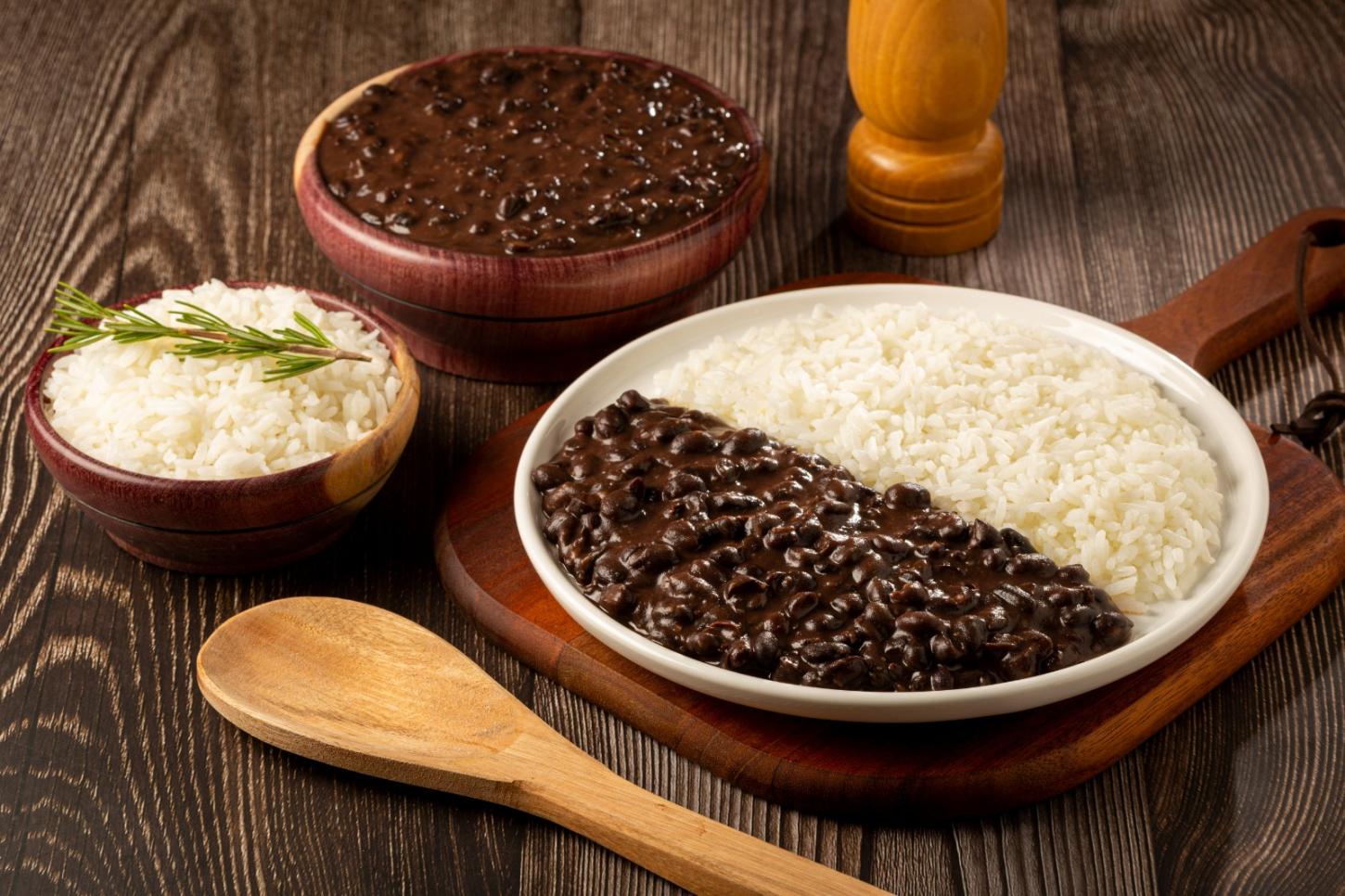 Arroz segue presente em nove de cada dez lares brasileiros e ganha novas formas de consumo