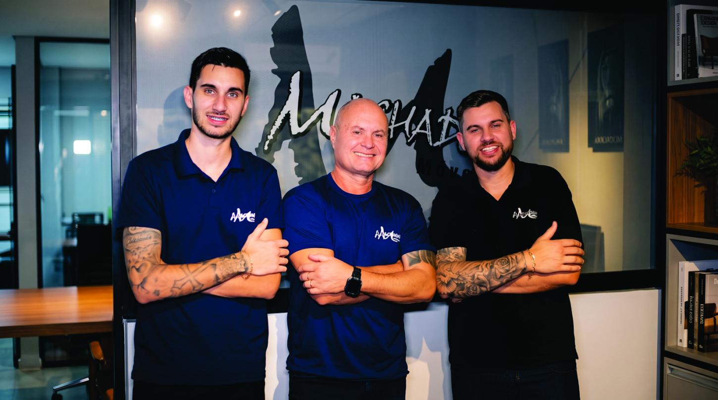 Com três décadas de tradição e esteio familiar, Machado Marcenaria expande operação técnica e consolida presença no Litoral Norte gaúcho