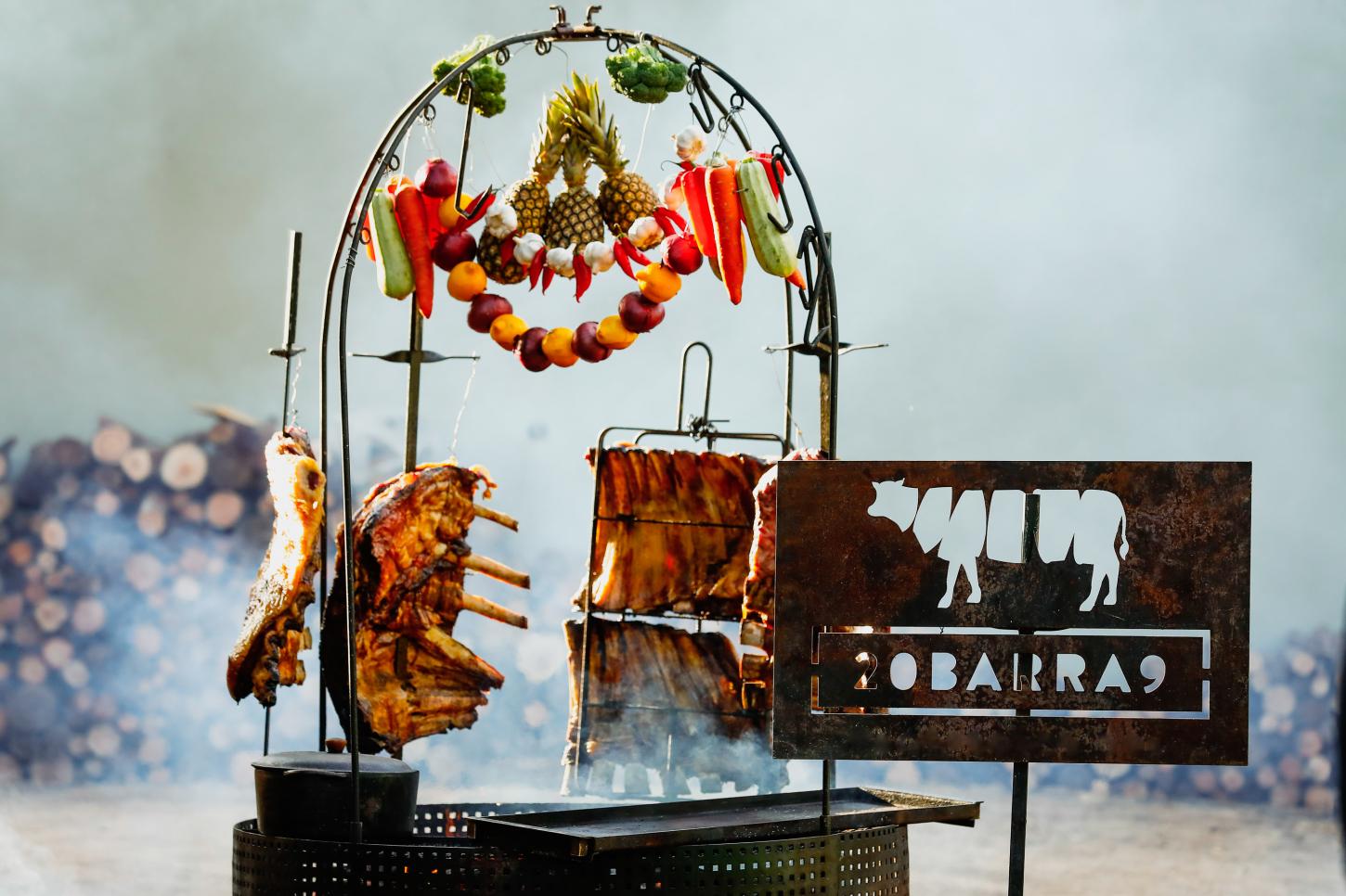 FESTIVAL MANDA BRASA ACENDE PORTO ALEGRE COM 12 HORAS DE CHURRASCO, MÚSICA E CULTURA GAÚCHA