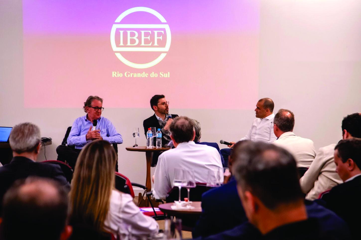 IBEF-RS debate fusões e aquisições como estratégia de criação de valor em encontro na InBetta
