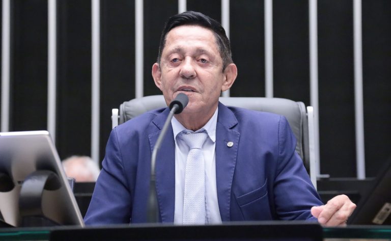 Projeto cria recuperação judicial simplificada para pequenas dívidas