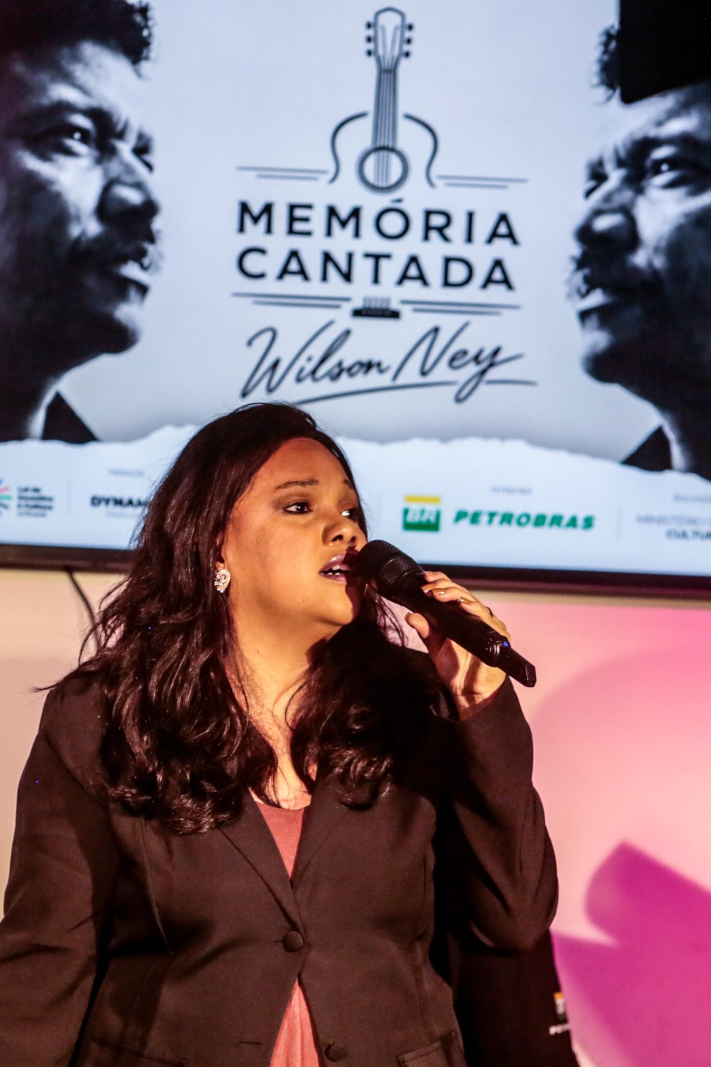 Wilson Ney, o “Poeta do Sul”, ganha tributo com mais de 20 músicos no Multipalco Eva Sopher