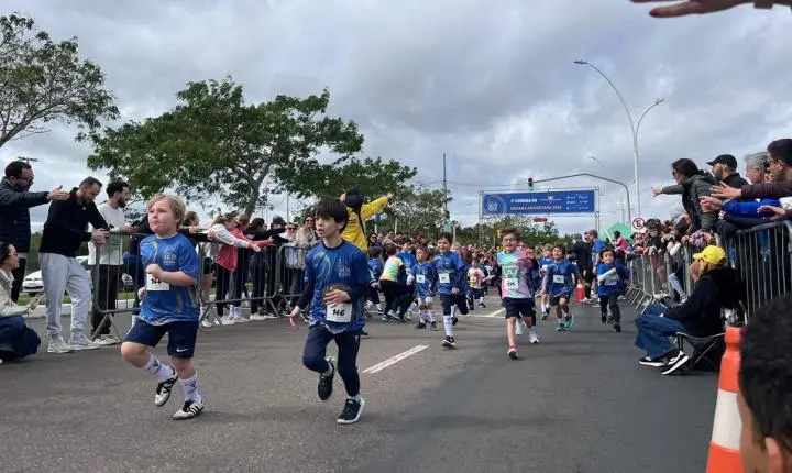 1ª Corrida do Colégio Anchieta reúne cerca de 800 participantes em Porto Alegre