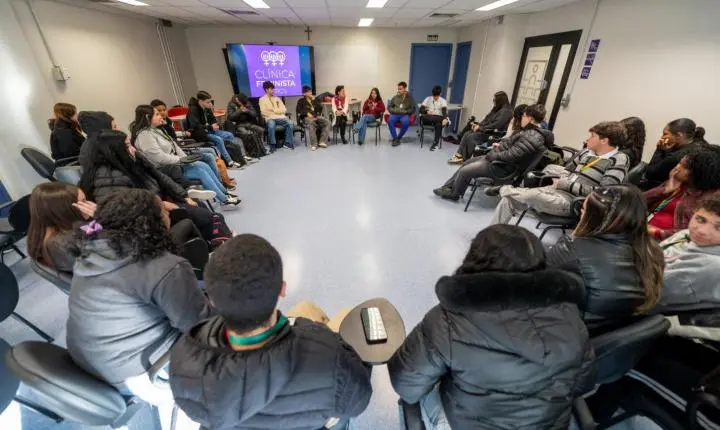 Ciclo de palestras promove diálogo com jovens gaúchos sobre combate à violência contra a mulher