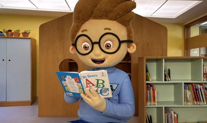 Escola de Porto Alegre promove Semana Literária e Cultural com autores convidados e programação especial