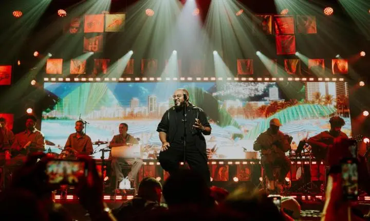 Gigantes do pagode nacional, Tiee e Thiago Soares desembarcam em Porto Alegre para noite histórica no Araújo Vianna