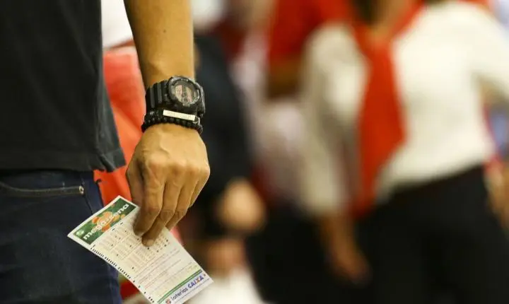 Mega-Sena acumula para 48 R$ milhões; confira os números sorteados