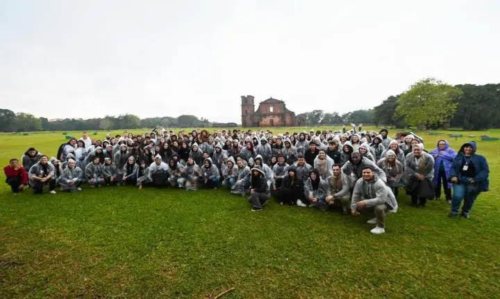 Partiu Futuro leva jovens gaúchos às Missões em roteiro de imersão cultural e histórica no Rio Grande do Sul