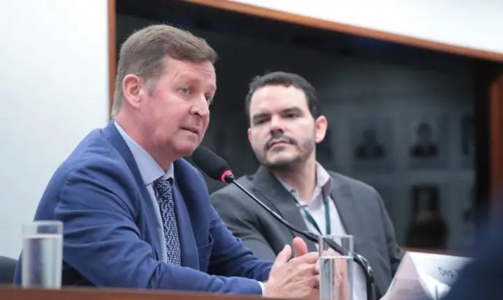 Representantes do setor leiteiro defendem tarifas compensatórias e novas políticas para fortalecer cadeia produtiva