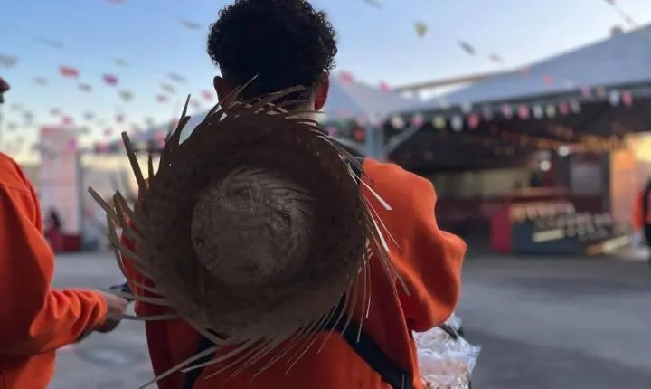 Sunset FoodPark entra no clima julino com forró ao vivo, gastronomia típica e pôr do sol às margens do Guaíba